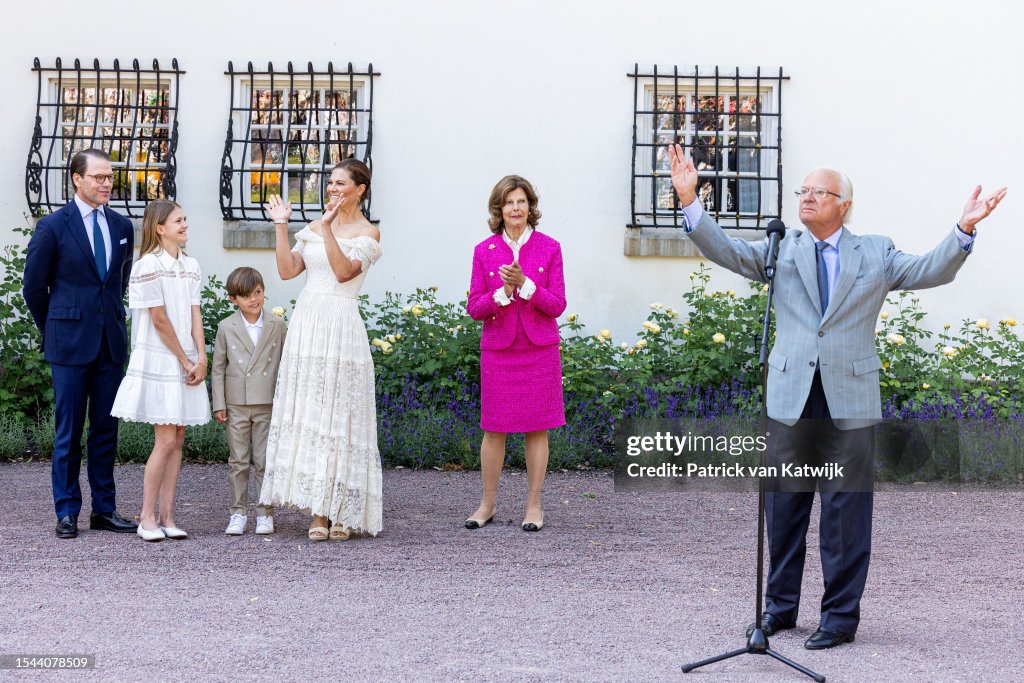 Twelve Days of Outfits: Queen&nbsp;Silvia