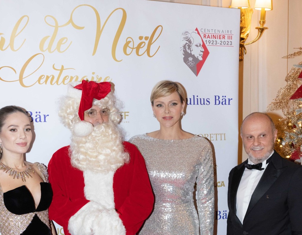 Twelve Days of Outfits: Princess&nbsp;Charlene